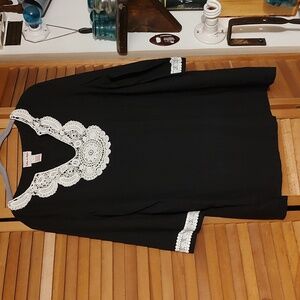 Toffee Apple 3/4 sleeve top, Sz XL